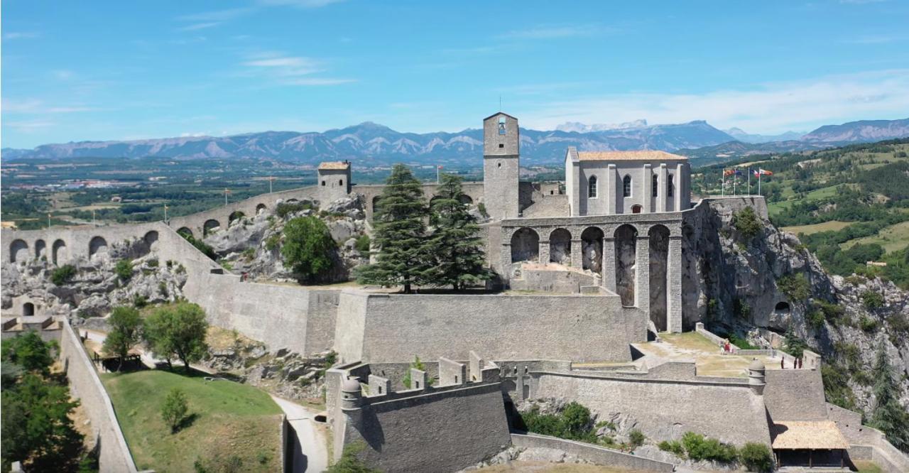 Haut De Villa Renovee En 2023 Saint-Maime Esterno foto